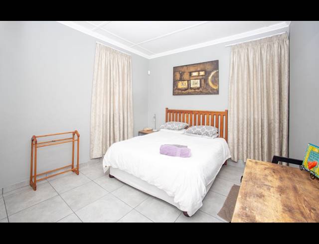 2 BEDROOM HOUSE FOR SALE IN WILLOW PARK
